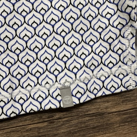 T by Talbots Elegant Patterned Top - Picture 4 of 5